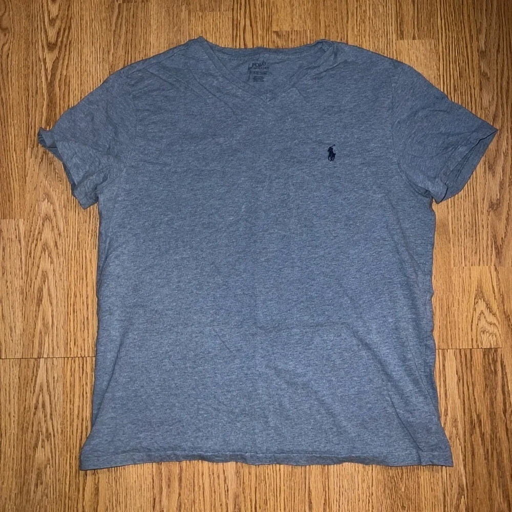 POLO V-neck Shirt